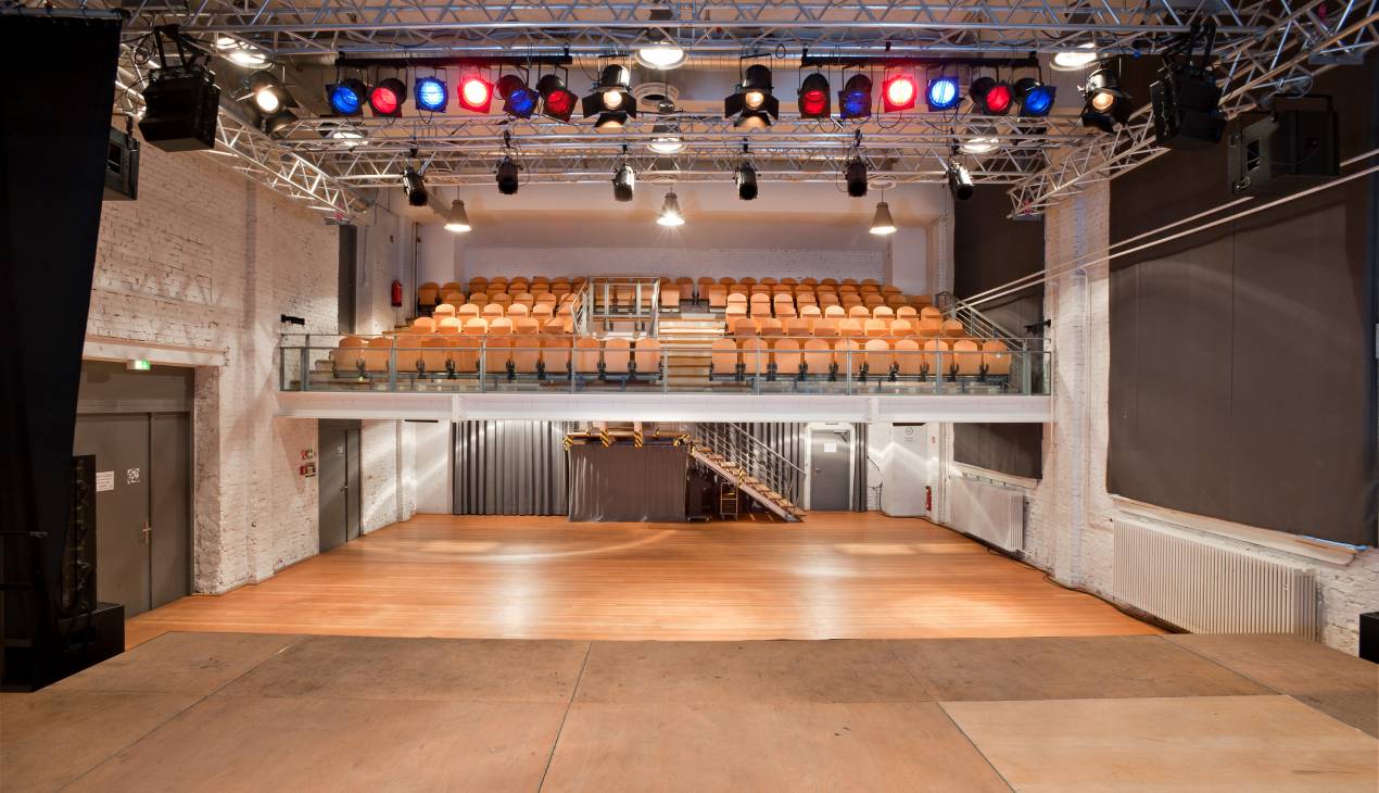 Malersaal_unbestuhlt_2_original