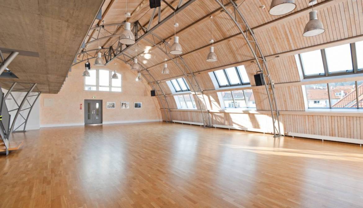 Studio_unbestuhlt_keine_Buehne_original